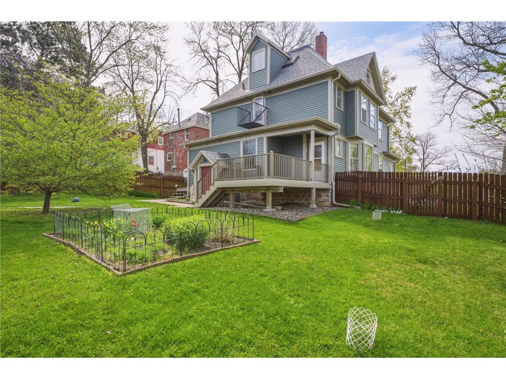 1558 E Madison Street Eau Claire WI 54703 7067920 image22