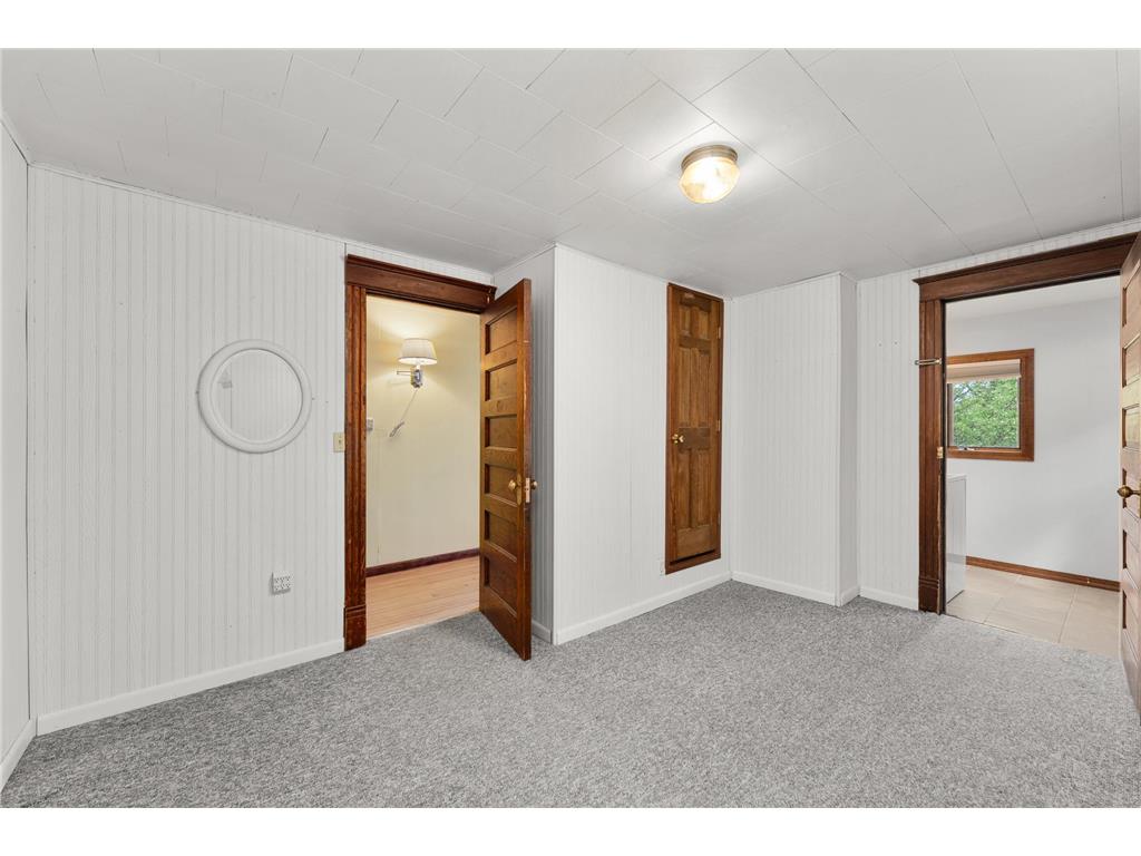 1558 E Madison Street Eau Claire WI 54703 7067920 image9