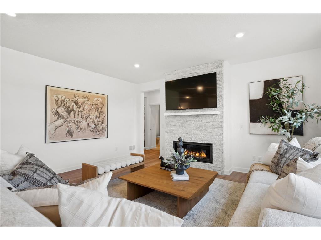 1558 Upper 141st Street E Rosemount MN 55068 7019927 image4