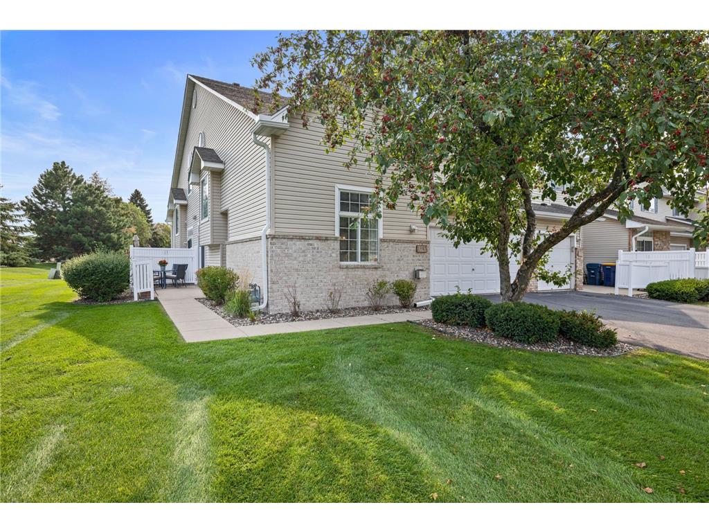 15583 Way, Apple Valley, MN 55124 MLS 6260482 Edina Realty