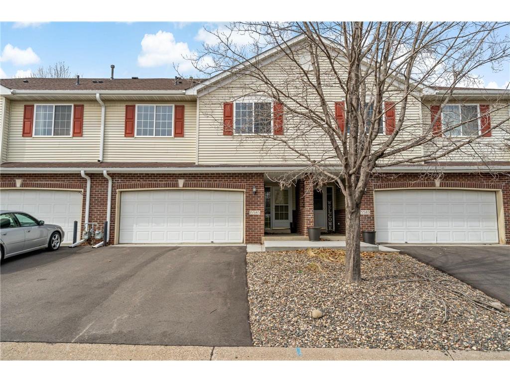 15585 Cherry Path Rosemount MN 55068 7037452 image2