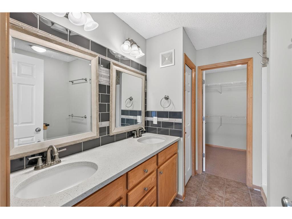 15589 Dwellers Way #1003 Apple Valley MN 55124 - Cobblestone 7104639 image20