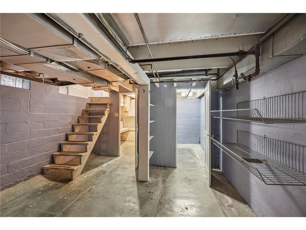 1559 Almond Avenue Saint Paul MN 55108 7011321 image20