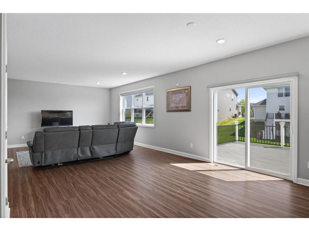 1559 Edgebrook Lane Carver MN 55315 7075356 image11