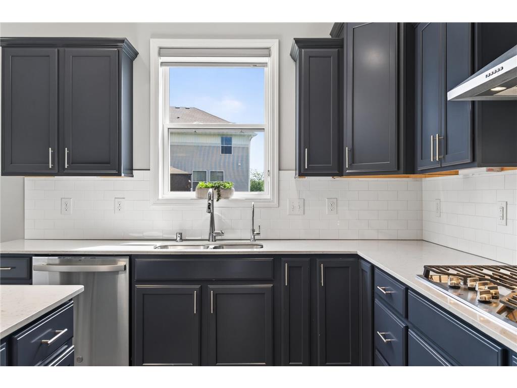1559 Edgebrook Lane Carver MN 55315 7075356 image16