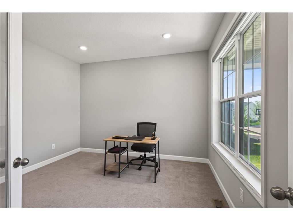 1559 Edgebrook Lane Carver MN 55315 7075356 image21