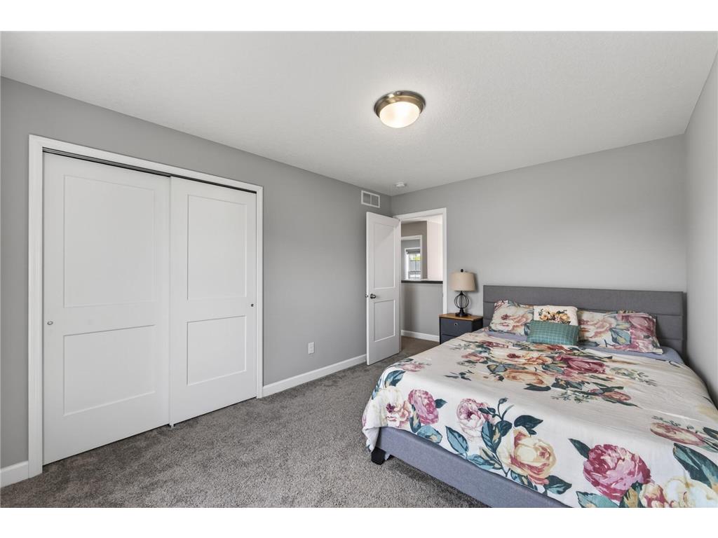 1559 Edgebrook Lane Carver MN 55315 7075356 image35