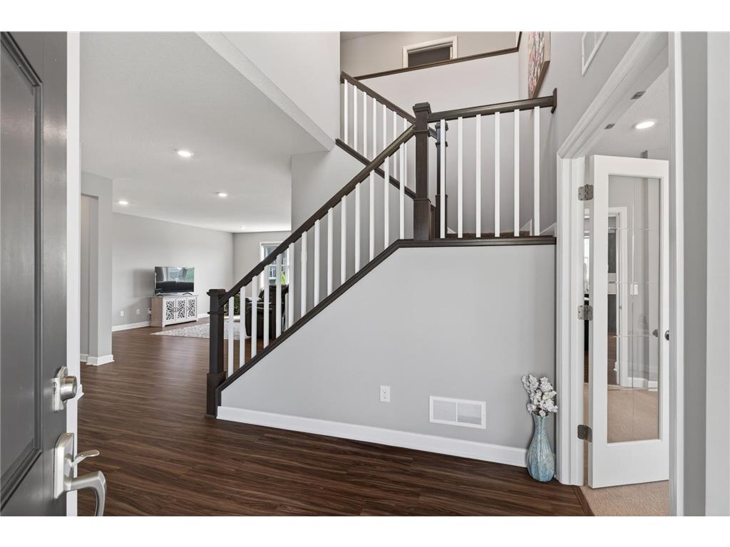 1559 Edgebrook Lane Carver MN 55315 7075356 image6