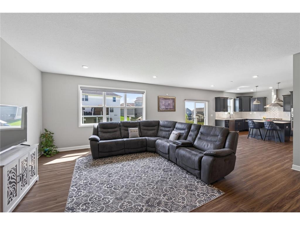 1559 Edgebrook Lane Carver MN 55315 7075356 image8