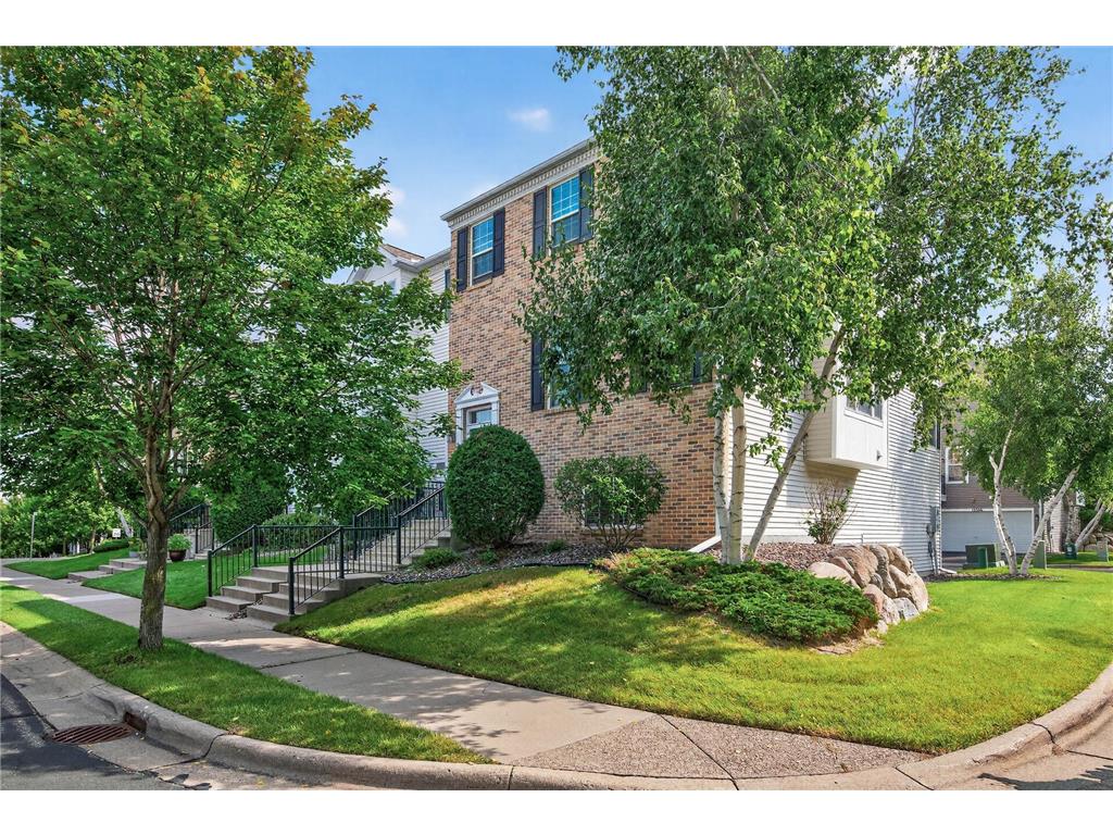 15591 June Grass Lane Eden Prairie MN 55347 6772149 image1