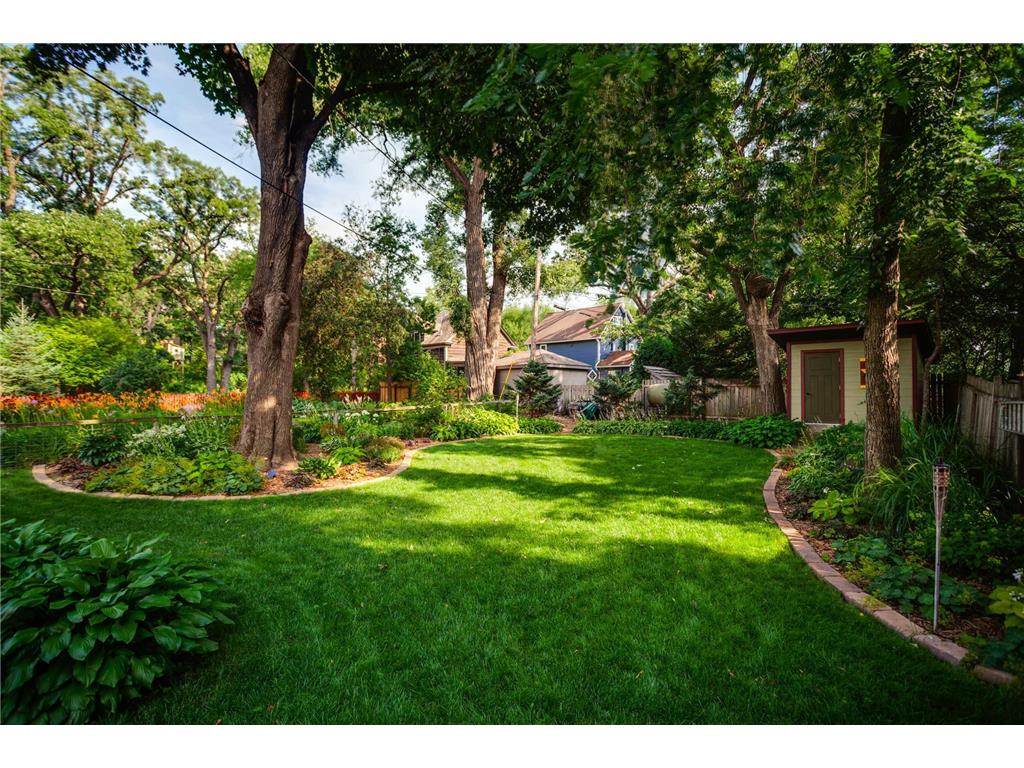 156 Arthur Avenue SE Minneapolis MN 55414 7025668 image1