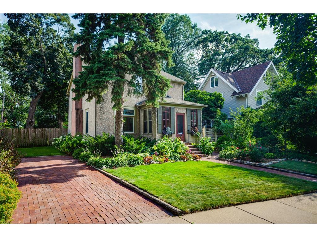 156 Arthur Avenue SE Minneapolis MN 55414 7025668 image2