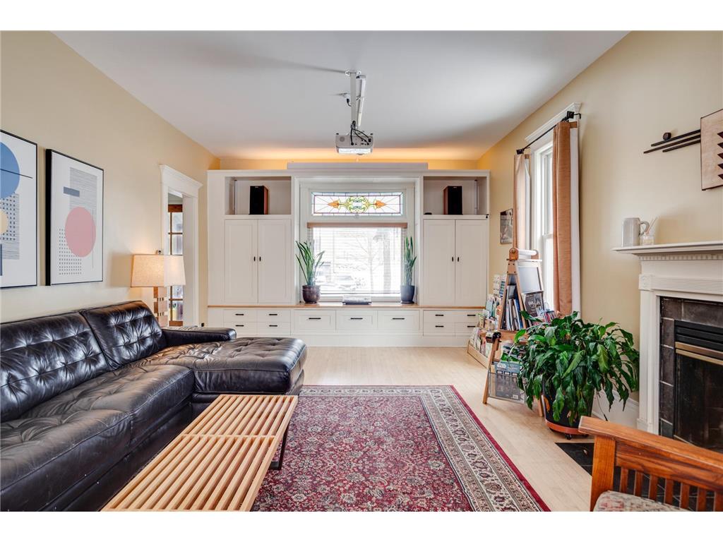 156 Arthur Avenue SE Minneapolis MN 55414 7025668 image3