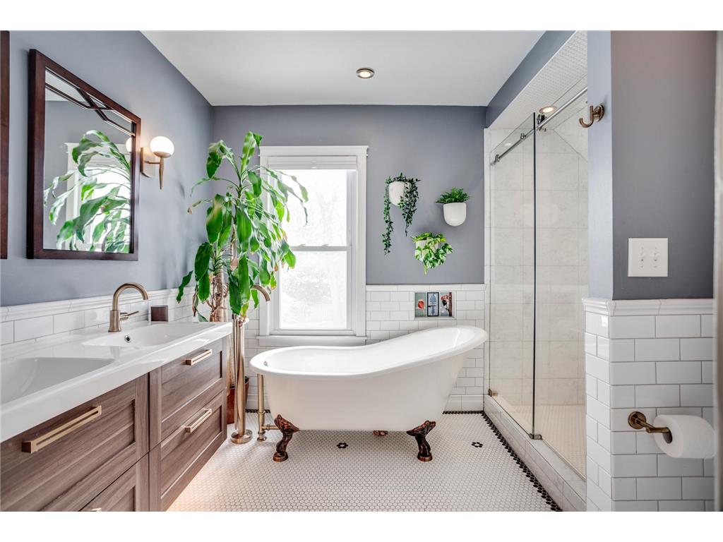 156 Arthur Avenue SE Minneapolis MN 55414 7025668 image33