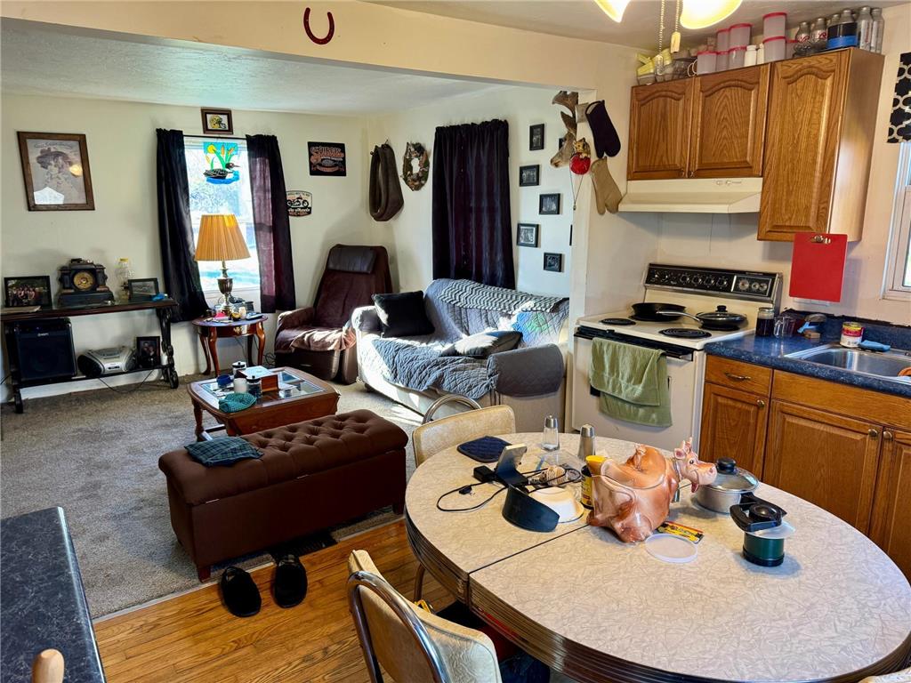 156 Main Street N Waltham MN 55982 7058267 image9