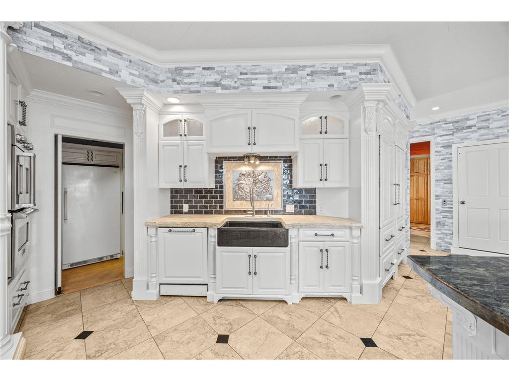 1560 Bluff Creek Drive Chanhassen MN 55318 6821231 image17