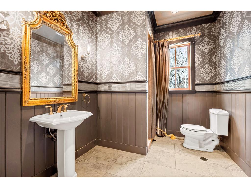 1560 Bluff Creek Drive Chanhassen MN 55318 6821231 image23