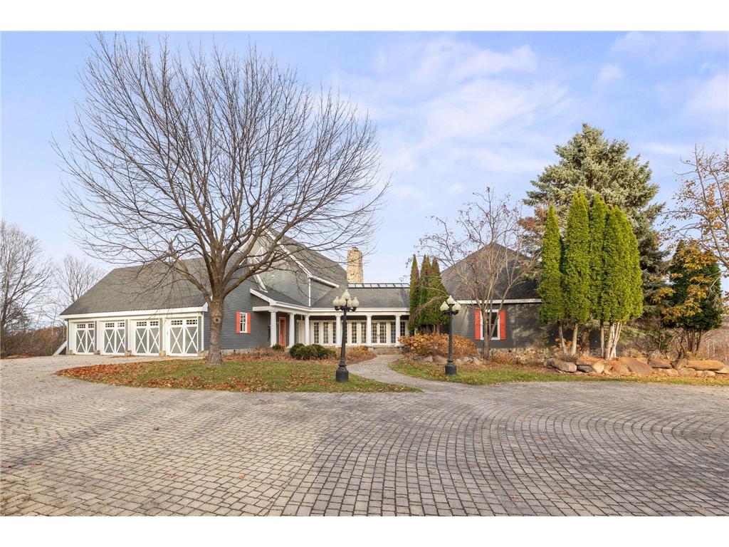 1560 Bluff Creek Drive Chanhassen MN 55318 6821231 image3