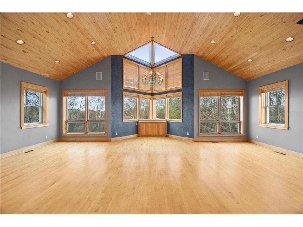 1560 Bluff Creek Drive Chanhassen MN 55318 6821231 image32