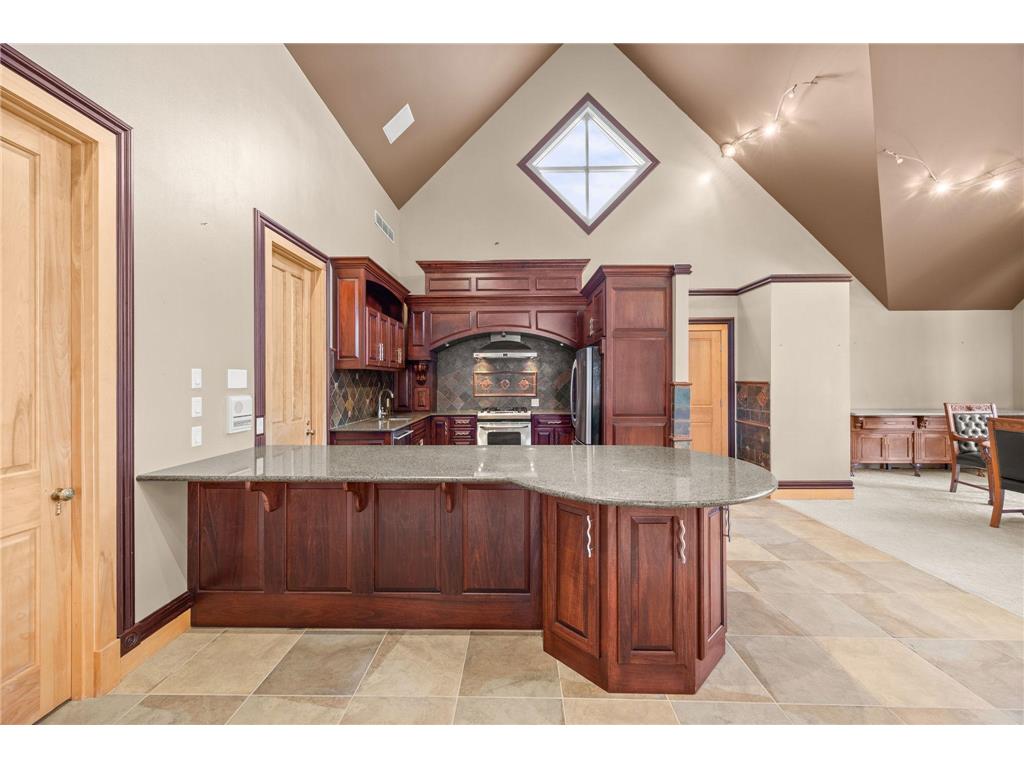 1560 Bluff Creek Drive Chanhassen MN 55318 6821231 image38