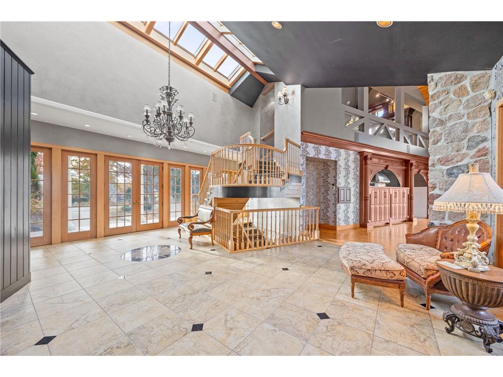 1560 Bluff Creek Drive Chanhassen MN 55318 6821231 image4