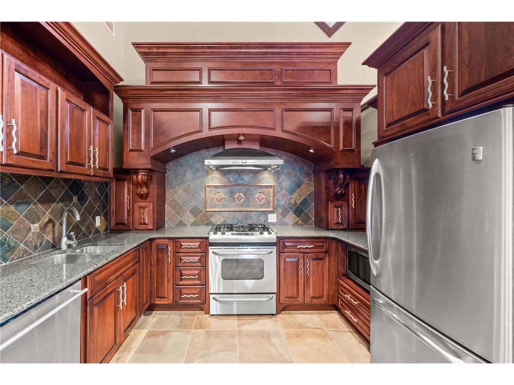 1560 Bluff Creek Drive Chanhassen MN 55318 6821231 image40