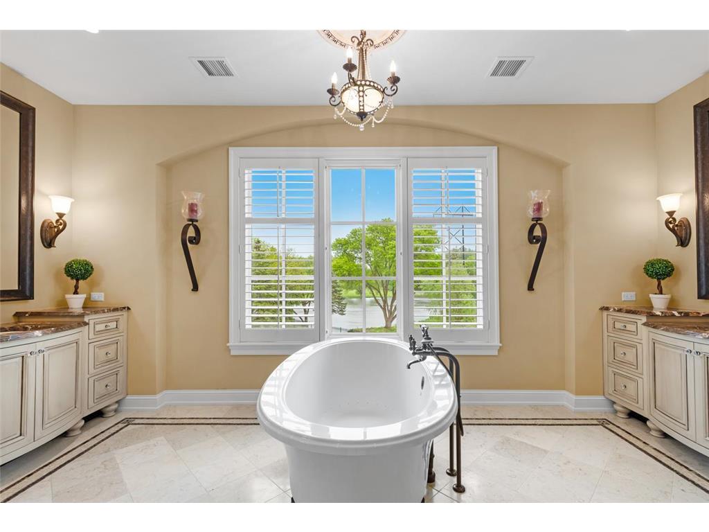 1560 Hunter Drive Medina MN 55391 7007959 image21