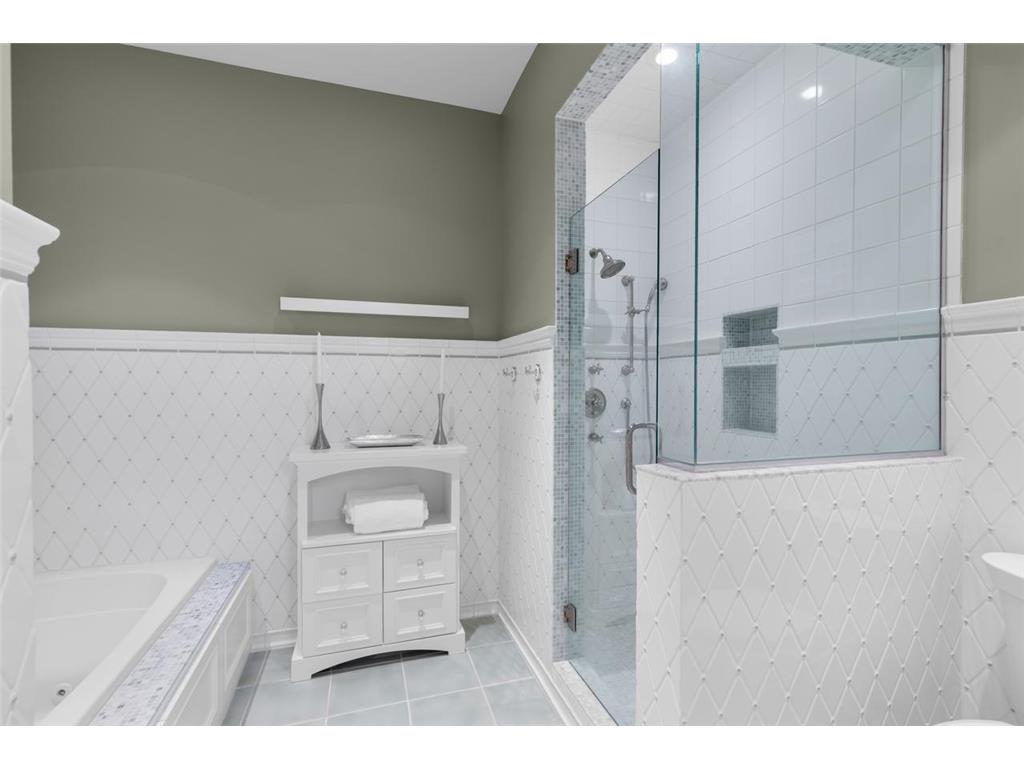 1560 Hunter Drive Medina MN 55391 7007959 image25