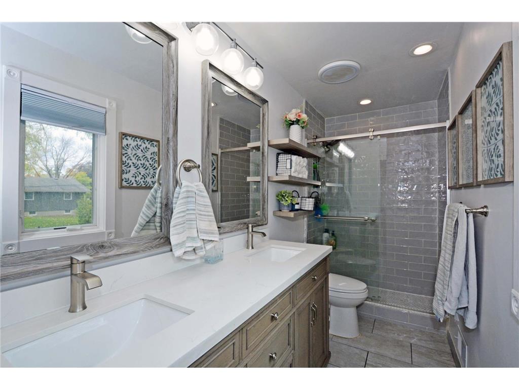 1560 Rhode Island Avenue N Golden Valley MN 55427 6803854 image17