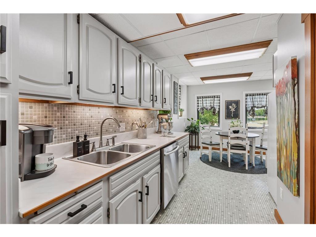 15600 Logarto Lane Burnsville MN 55306 - Crystal 7037012 image101