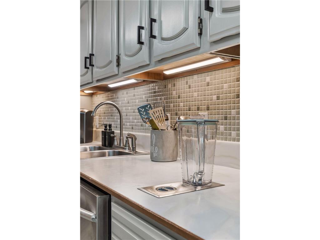 15600 Logarto Lane Burnsville MN 55306 - Crystal 7037012 image108