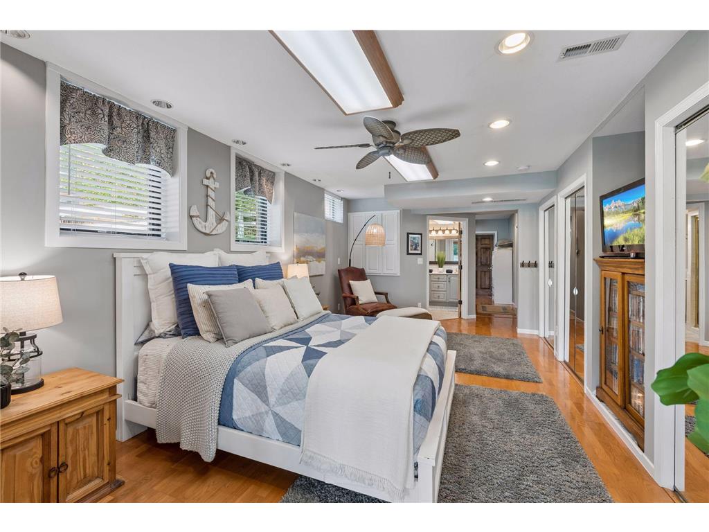 15600 Logarto Lane Burnsville MN 55306 - Crystal 7037012 image116
