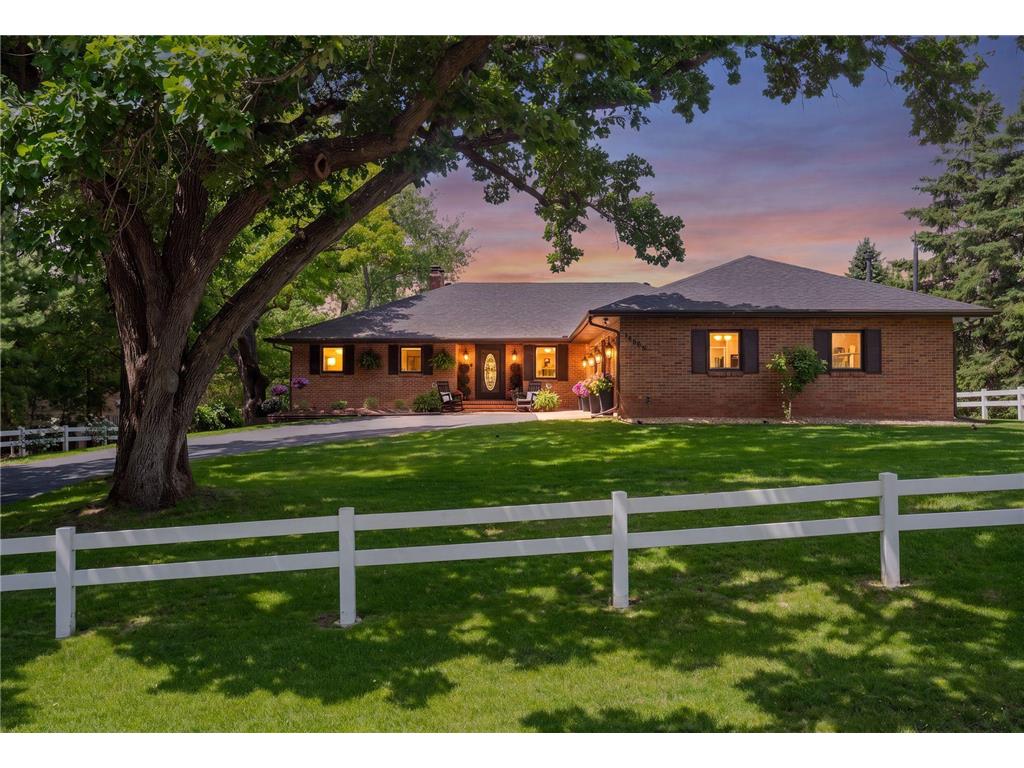 15600 Logarto Lane Burnsville MN 55306 - Crystal 7037012 image2