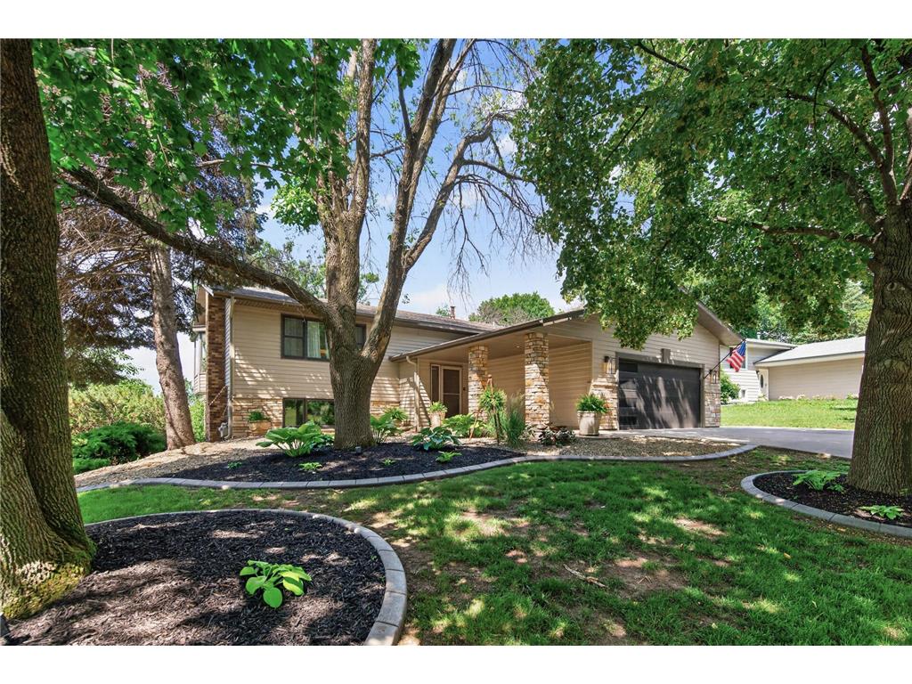 15601 Highland Avenue NW Prior Lake MN 55372 - Upper Prior 7098513 image1