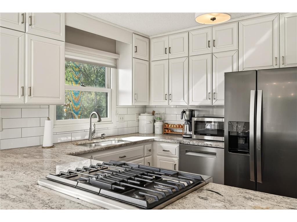 15601 Highland Avenue NW Prior Lake MN 55372 - Upper Prior 7098513 image26