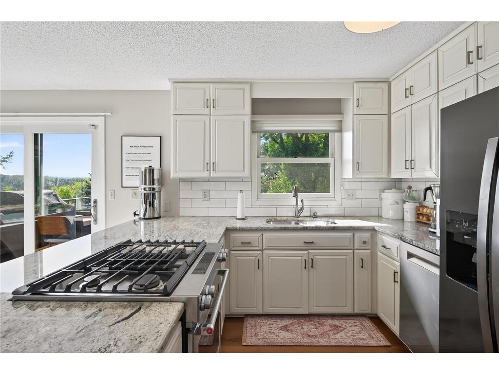 15601 Highland Avenue NW Prior Lake MN 55372 - Upper Prior 7098513 image27