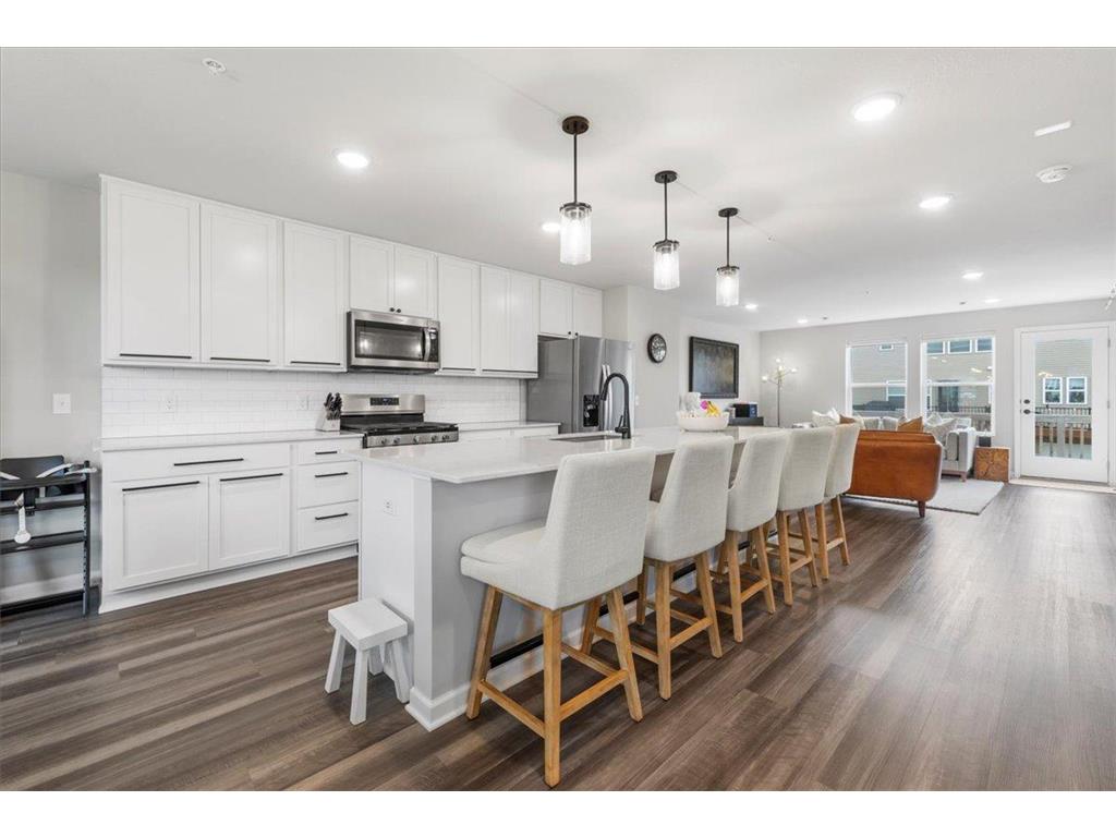 15602 Fairbrook Court Apple Valley MN 55124 6783718 image1