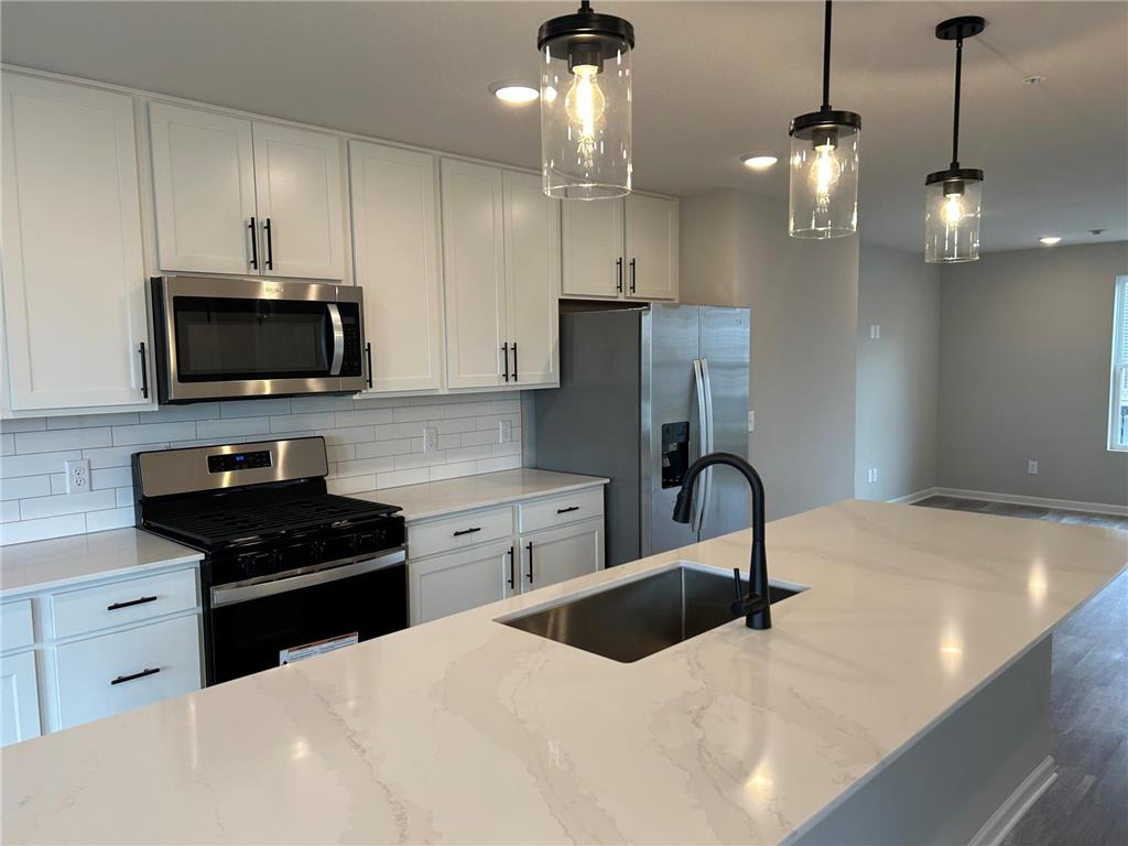 15607 Fairbrook Court Apple Valley MN 55124 6427754 image1