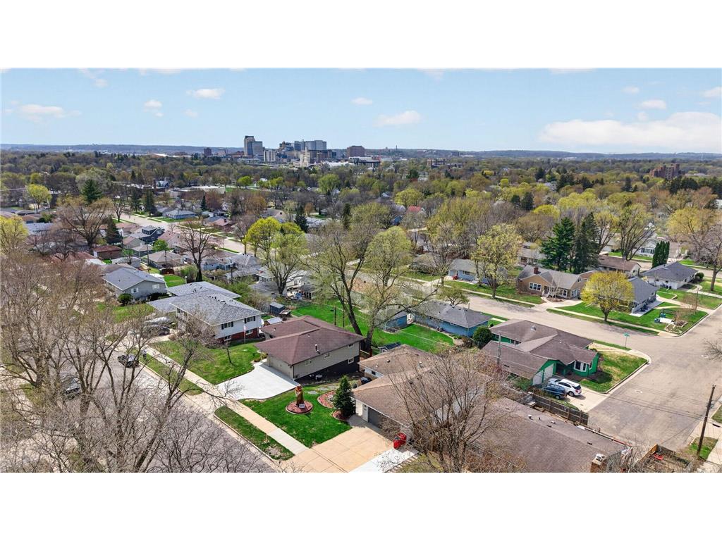 1561 11th Avenue NE Rochester MN 55906 7061537 image39