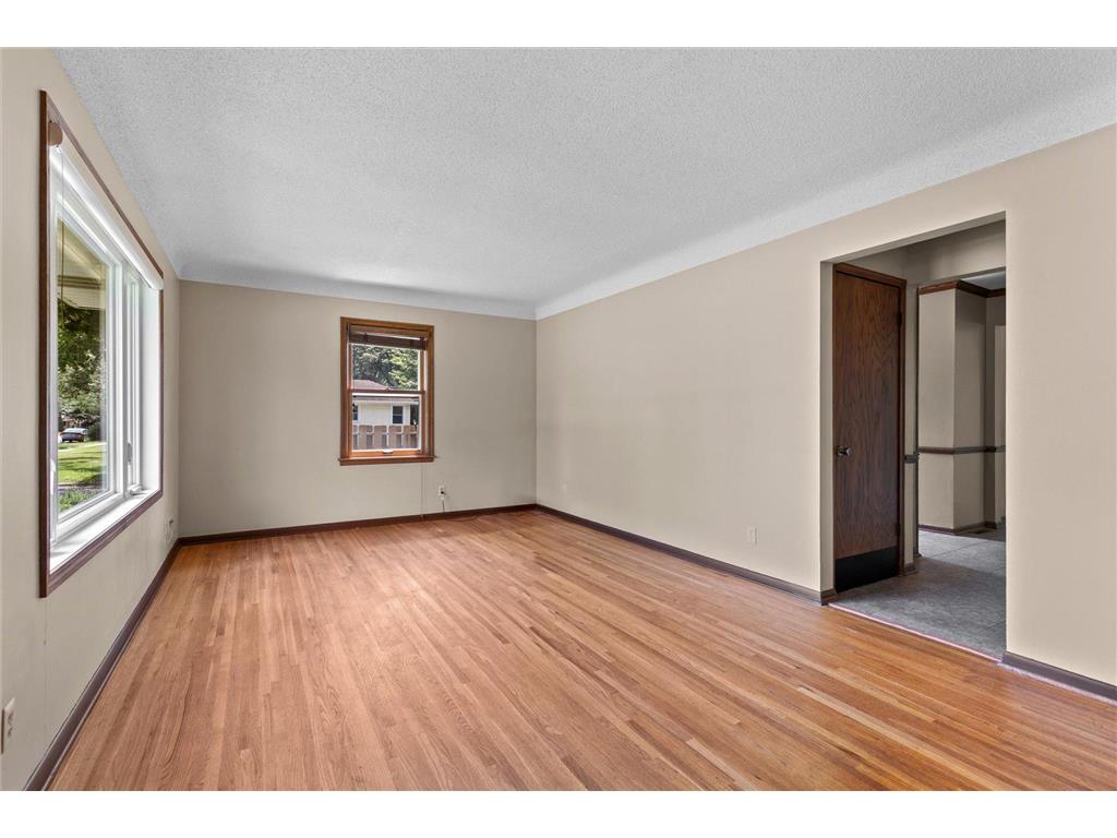 1561 Chamber Street Saint Paul MN 55106 7103966 image12