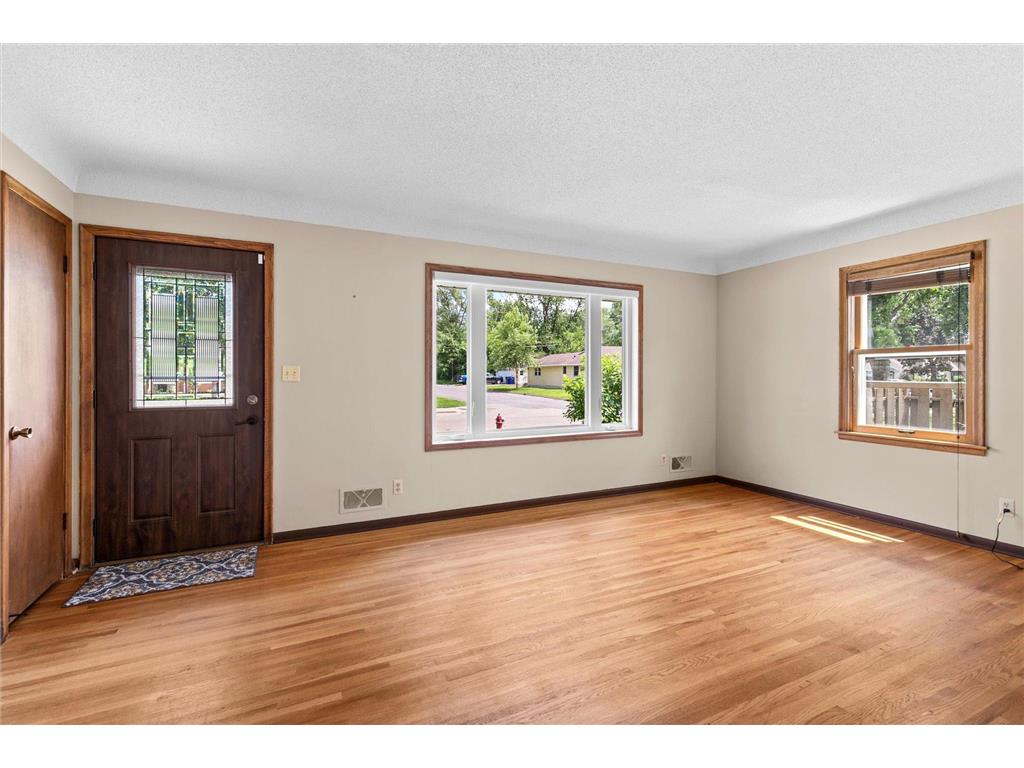 1561 Chamber Street Saint Paul MN 55106 7103966 image13