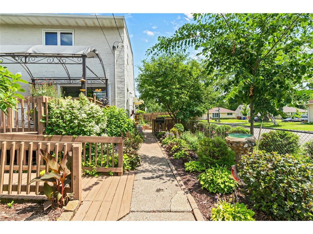 1561 Chamber Street Saint Paul MN 55106 7103966 image35
