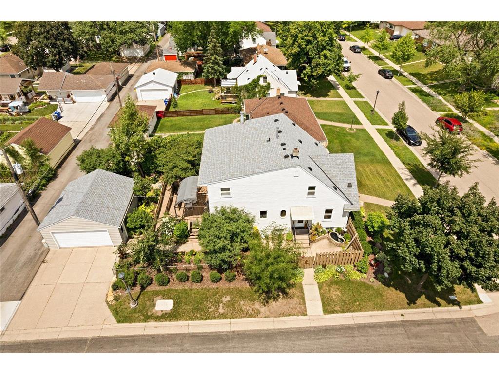 1561 Chamber Street Saint Paul MN 55106 7103966 image44