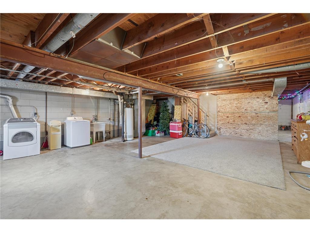 1561 Clarence Street Saint Paul MN 55106 7046561 image17