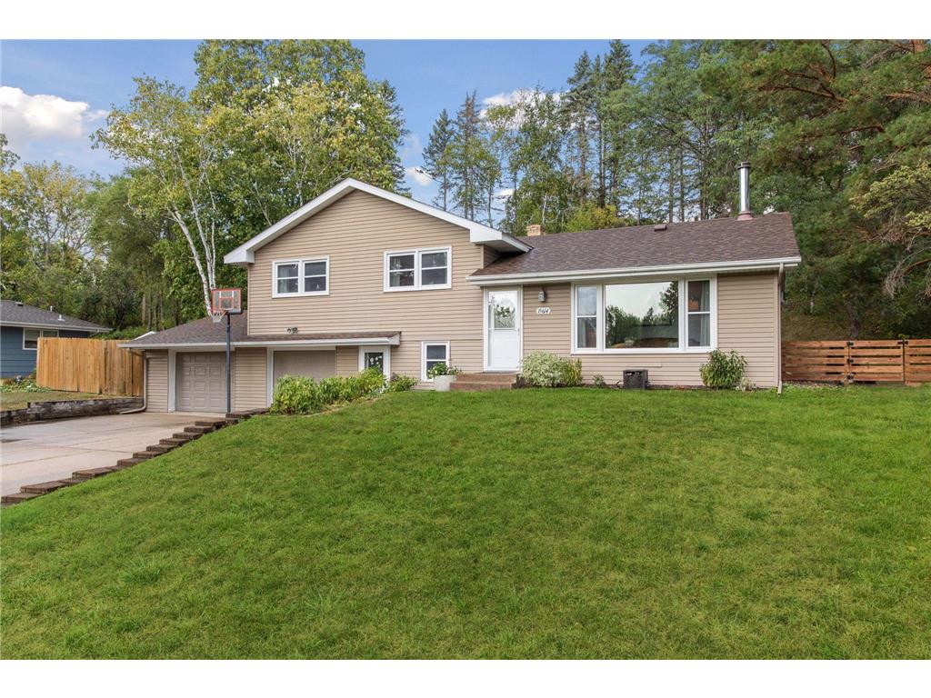 15614 S Lund Road Eden Prairie MN 55346 6421194 image1