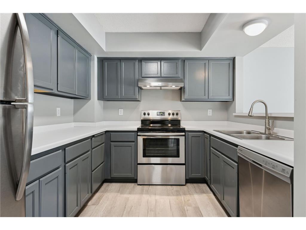 15615 24th Avenue N #B Plymouth MN 55447 6489148 image1