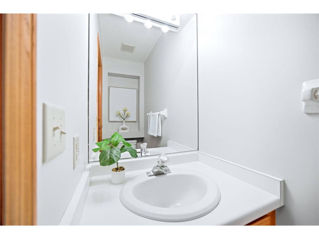 15615 24th Avenue N #F Plymouth MN 55447 7066267 image21