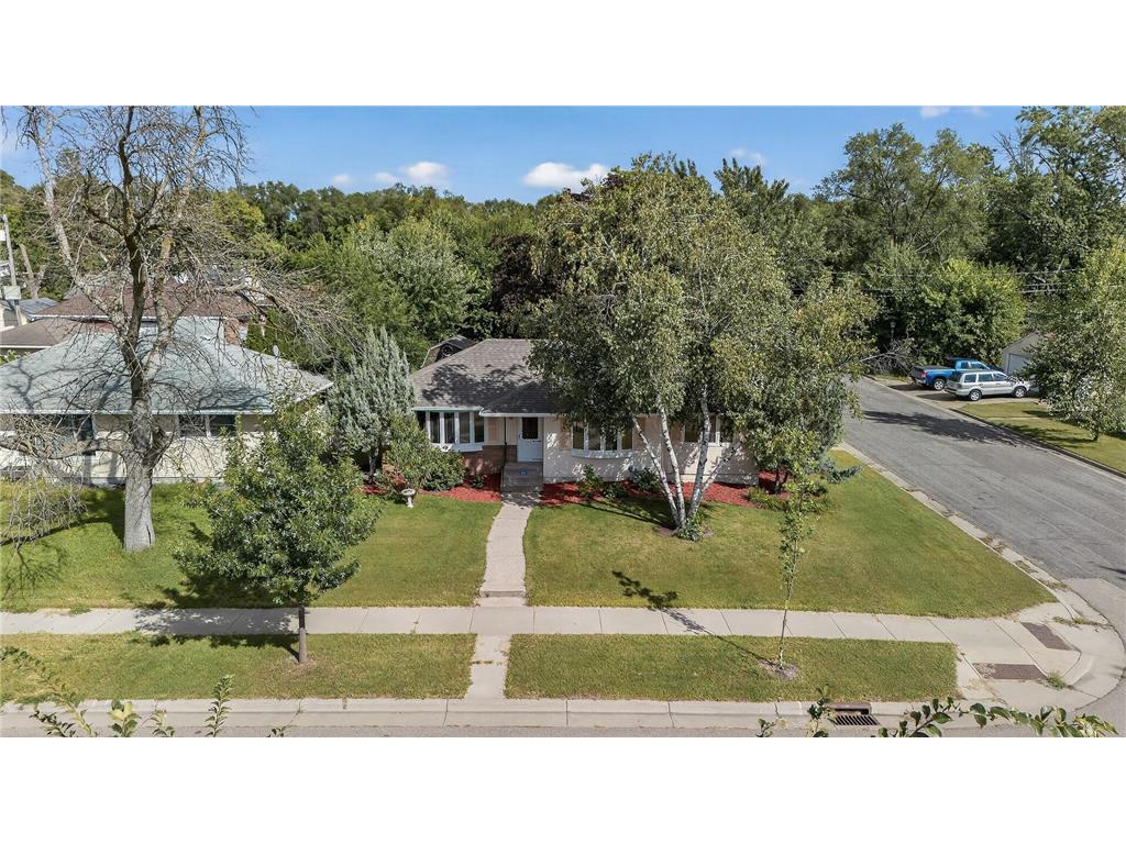 1562 Chamber Street Saint Paul MN 55106 6782420 image1