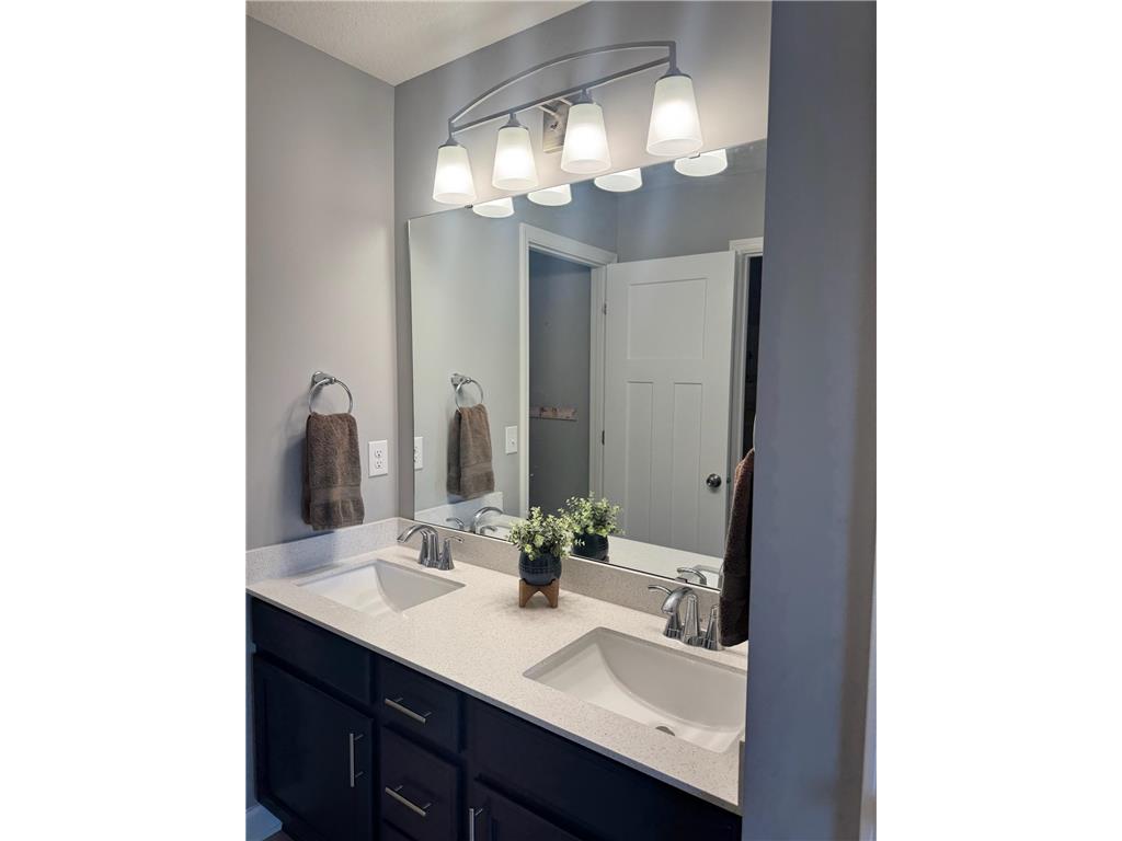 1562 Edgebrook Lane Carver MN 55315 7092496 image28