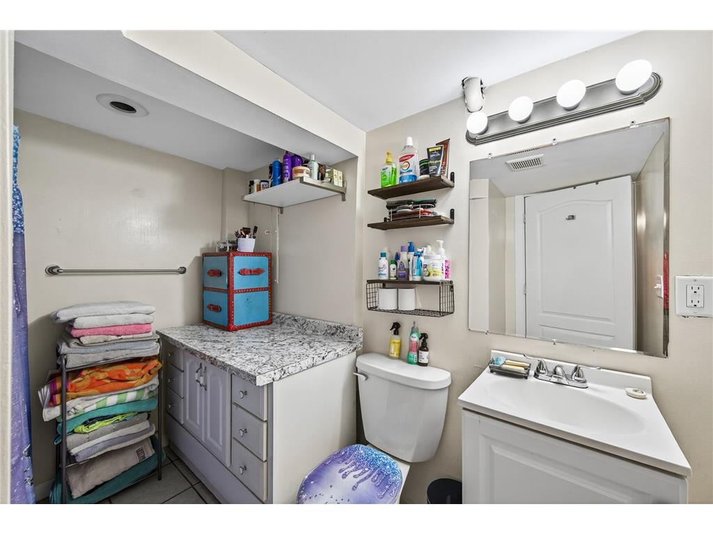 1562 Ivy Avenue E Saint Paul MN 55106 7003712 image18